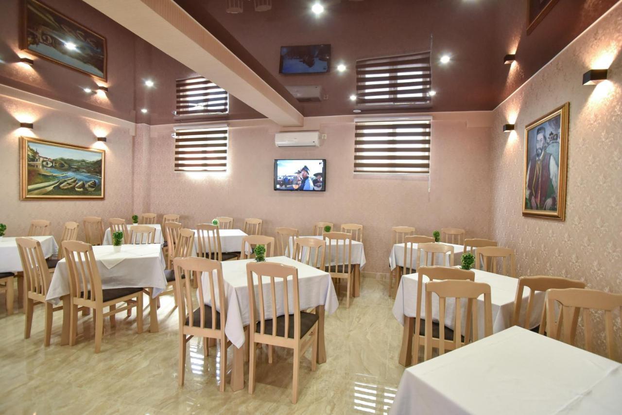 Hotel Suzana Budva Exterior foto