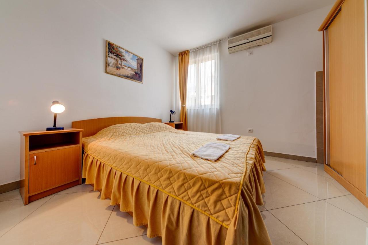 Hotel Suzana Budva Zimmer foto