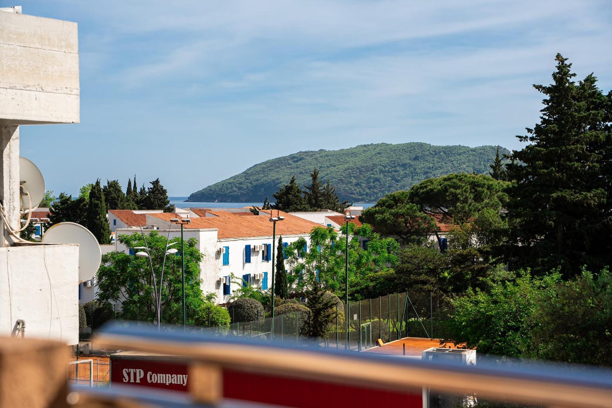 Hotel Suzana Budva Exterior foto